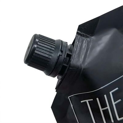 Custom Printed Black Aluminum Foil Spout Stand Up Pouches High Barrier For Edible Oil Packaging